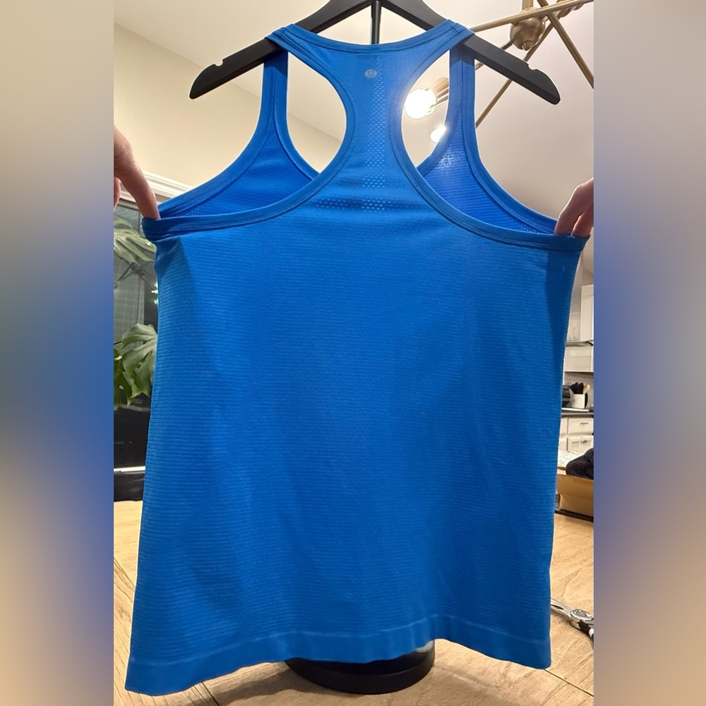 lululemon athletica Blue Tank Top - Picture 2 of 8